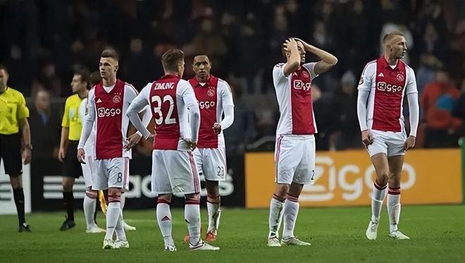 现代足球比 现代足球比