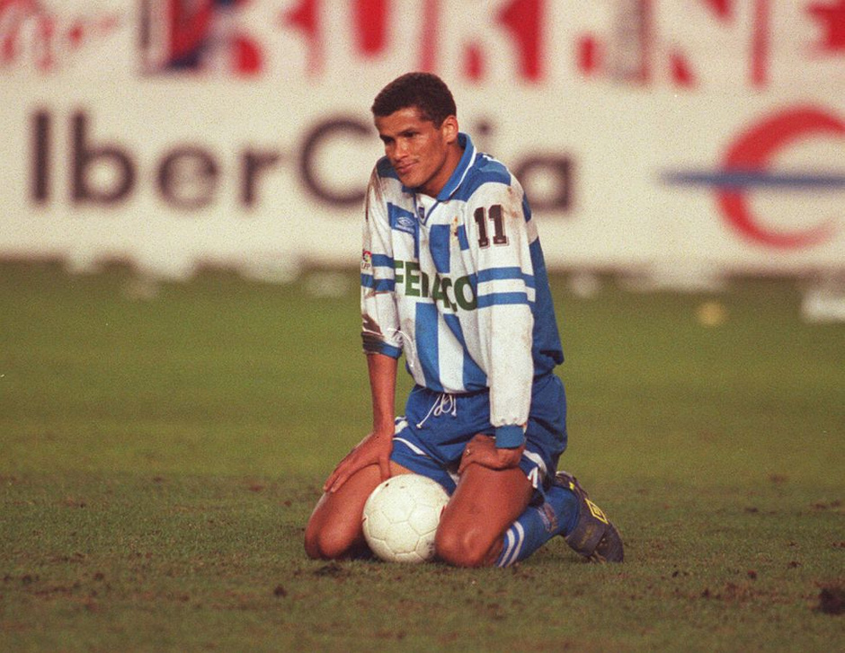 手立直的读 手立直的读